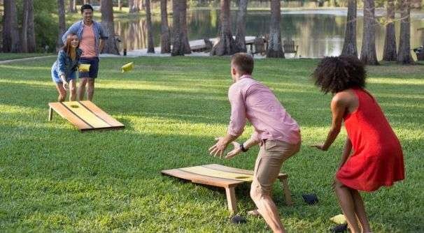 Play Cornhole